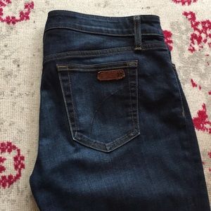 Joe’s Jeans - Curvy Bootcut, NEVER WORN